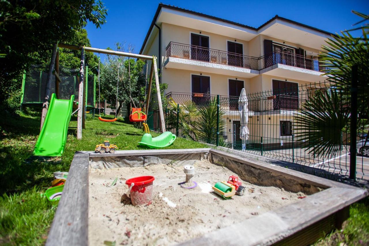 Family Bay Apartment Порторож Екстериор снимка