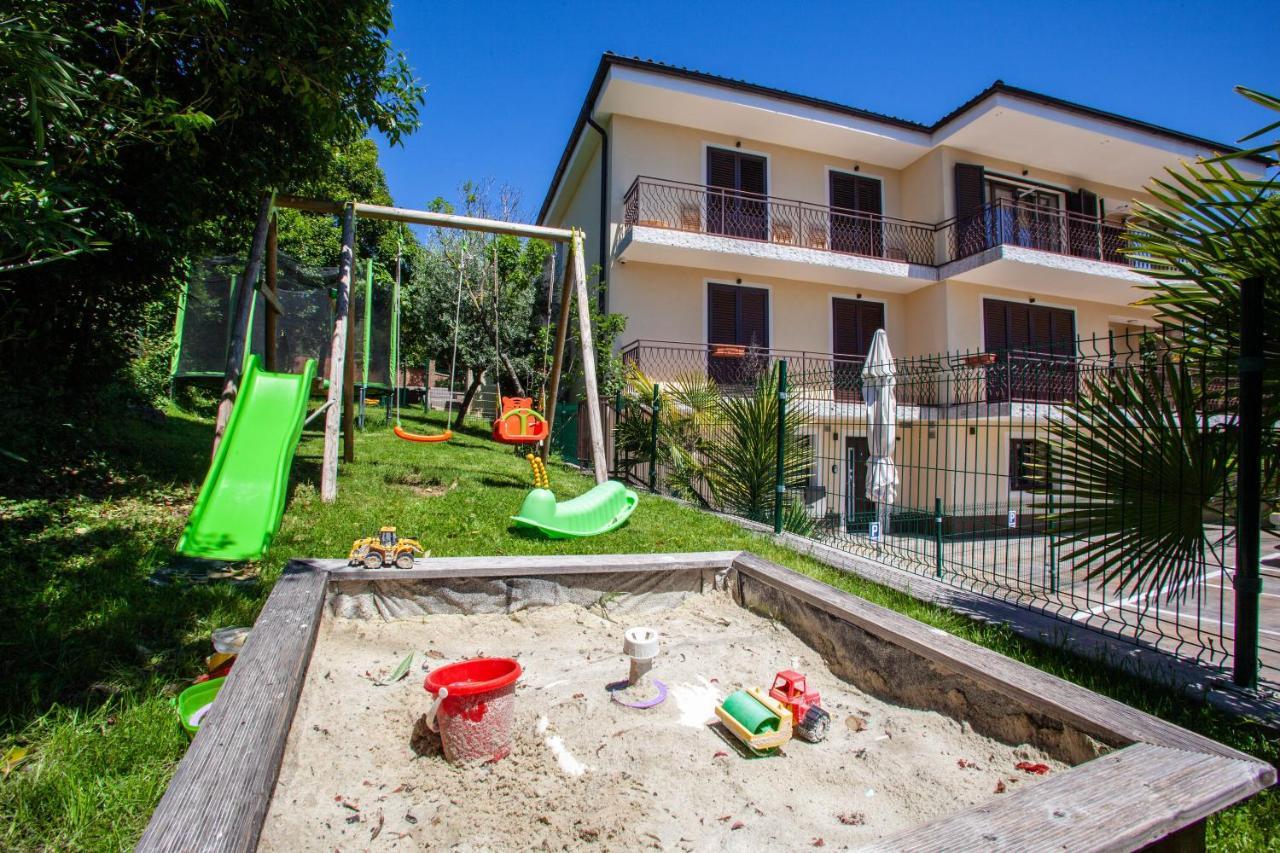 Family Bay Apartment Порторож Екстериор снимка