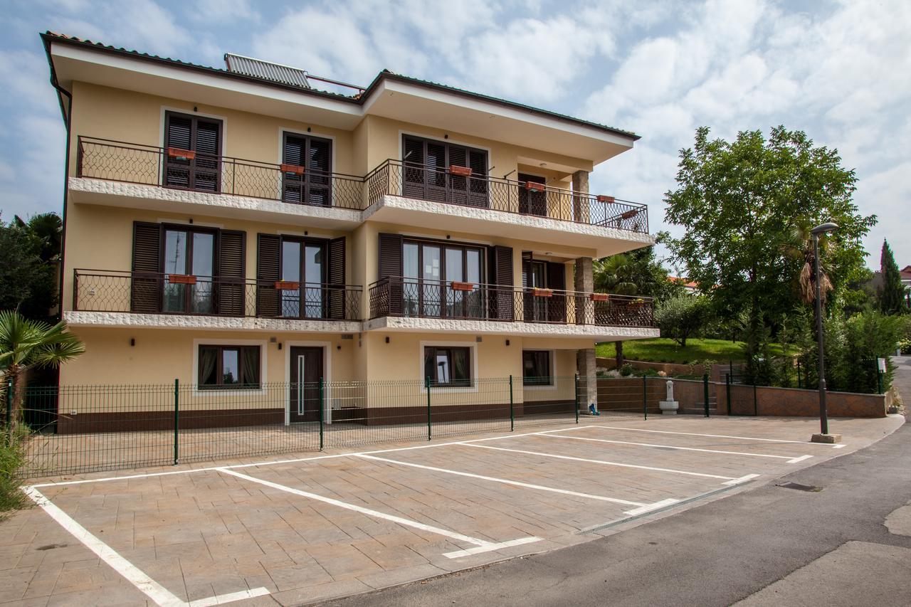 Family Bay Apartment Порторож Екстериор снимка