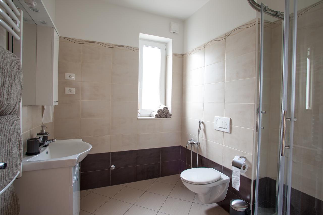 Family Bay Apartment Порторож Екстериор снимка